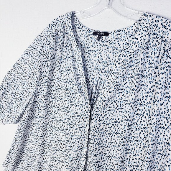NYDJ Pintuck Blouse Top Plus Size 2X Leopard Print Flowy Blue White - Picture 2 of 11